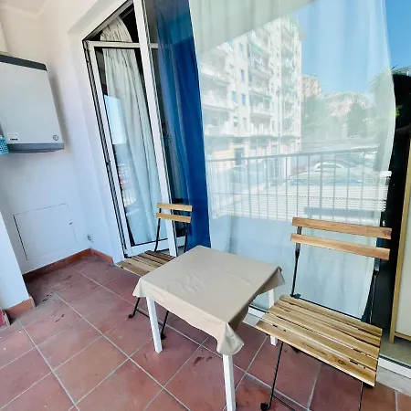 Airport House Mariel *